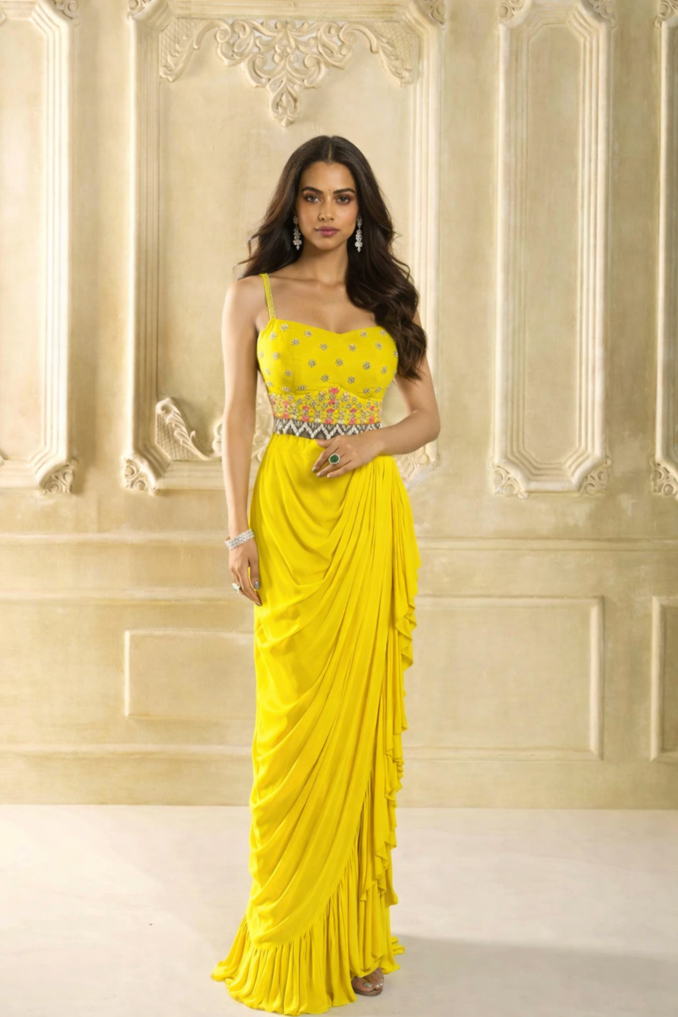 Sunburst Embellished Skirt Set in Yellow